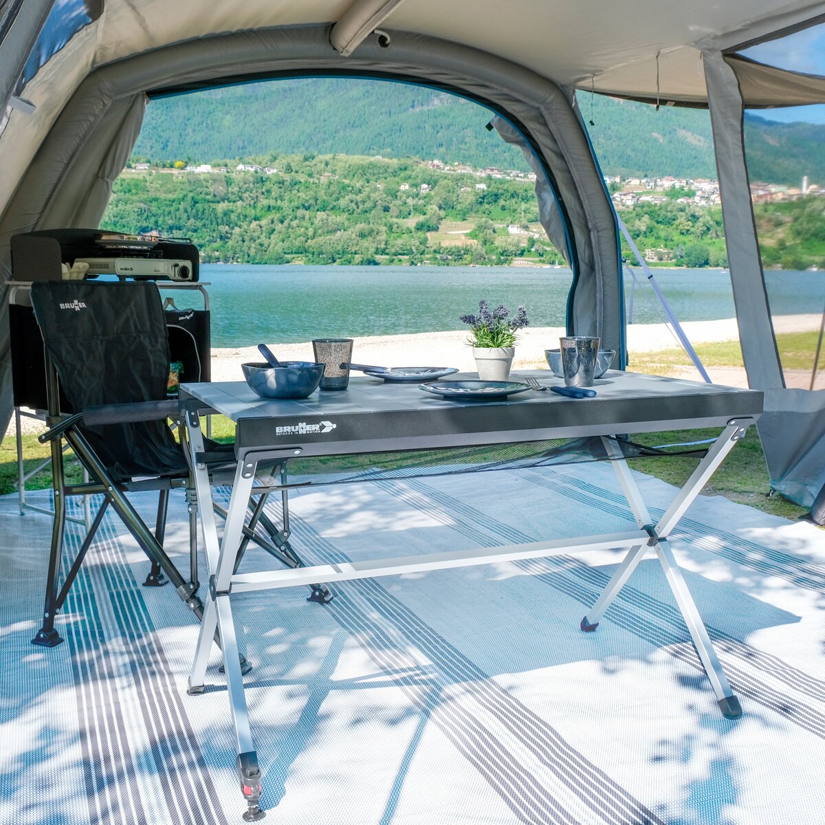 Rolltisch Titanium Axia, 122 cm